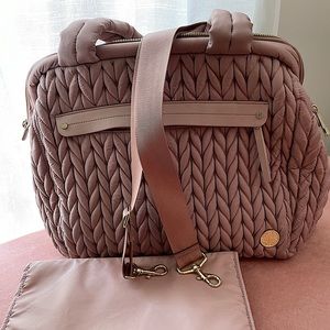 Happ Paige carryall diaper bag